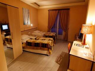 Отель Aquatek Resort & Spa Hotel Ереван Стандартный двухместный номер с 2 отдельными кроватями-1
