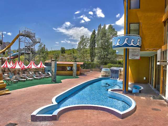 Отель Aquatek Resort & Spa Hotel Ереван-8